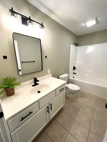 $397,000 | 9603 West 575 South, Owensville, IN 47665