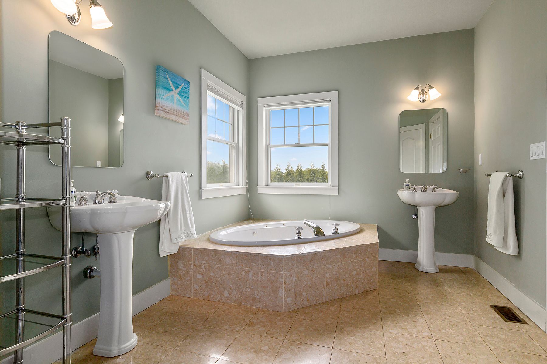 19 Fairbanks Court Water Mill, NY 11976 - Photo 7 of 8