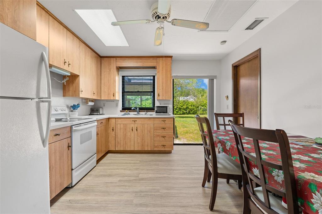 7605 Richardson Road Sarasota, FL 34240 - Photo 41 of 67
