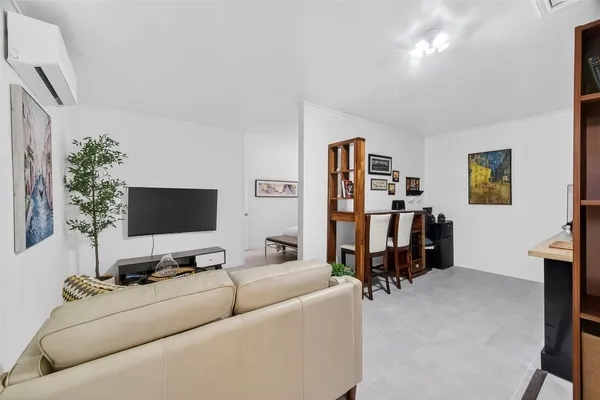 $1,100 | 4423 Sloangate Drive, Unit A, Spring, TX 77373