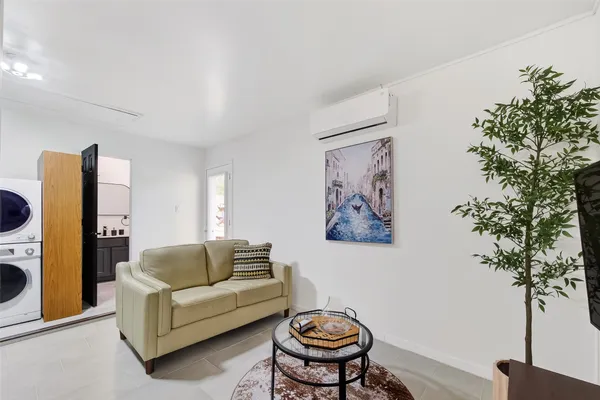 $1,200 | 4423 Sloangate Drive, Unit A, Spring, TX 77373