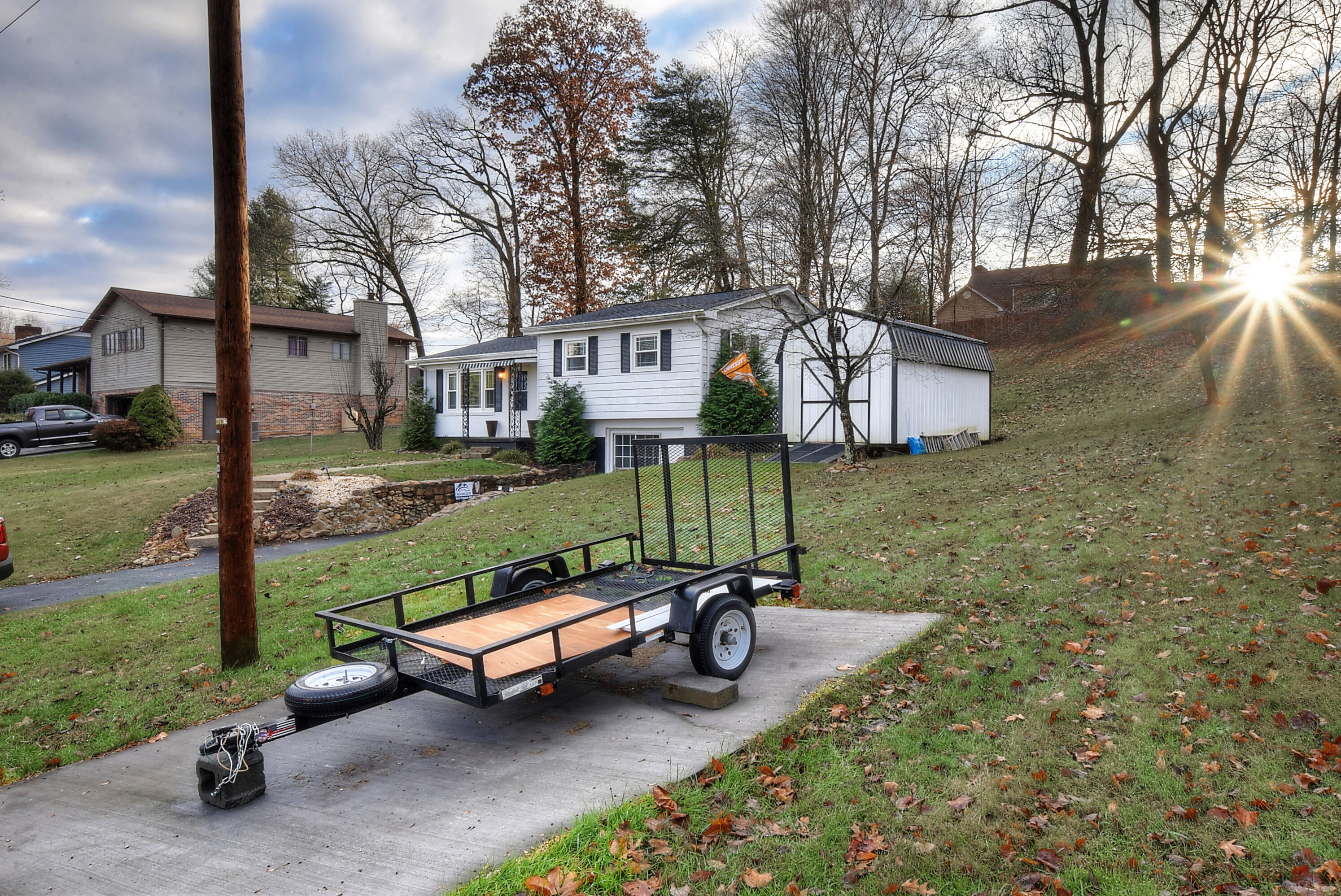1809 Colonial Ridge Road Johnson City, TN 37604 - Photo 3 of 30 3