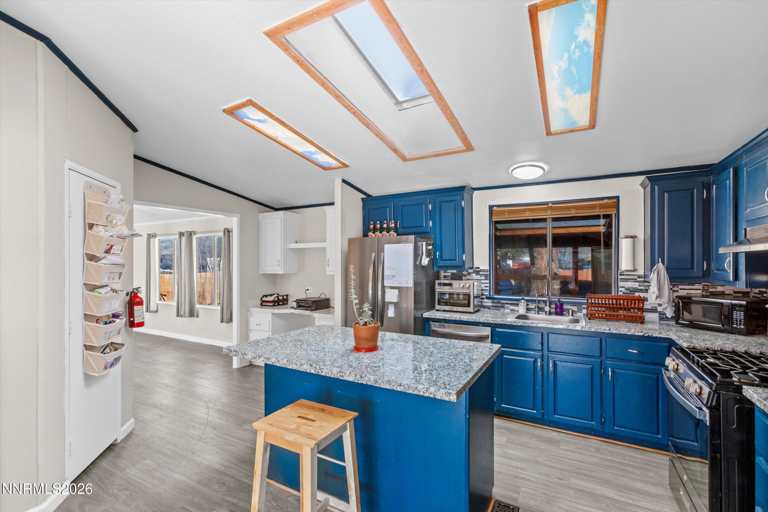 4075 Bobolink Circle Reno, NV 89508 - Photo 2 of 30 Kitchen