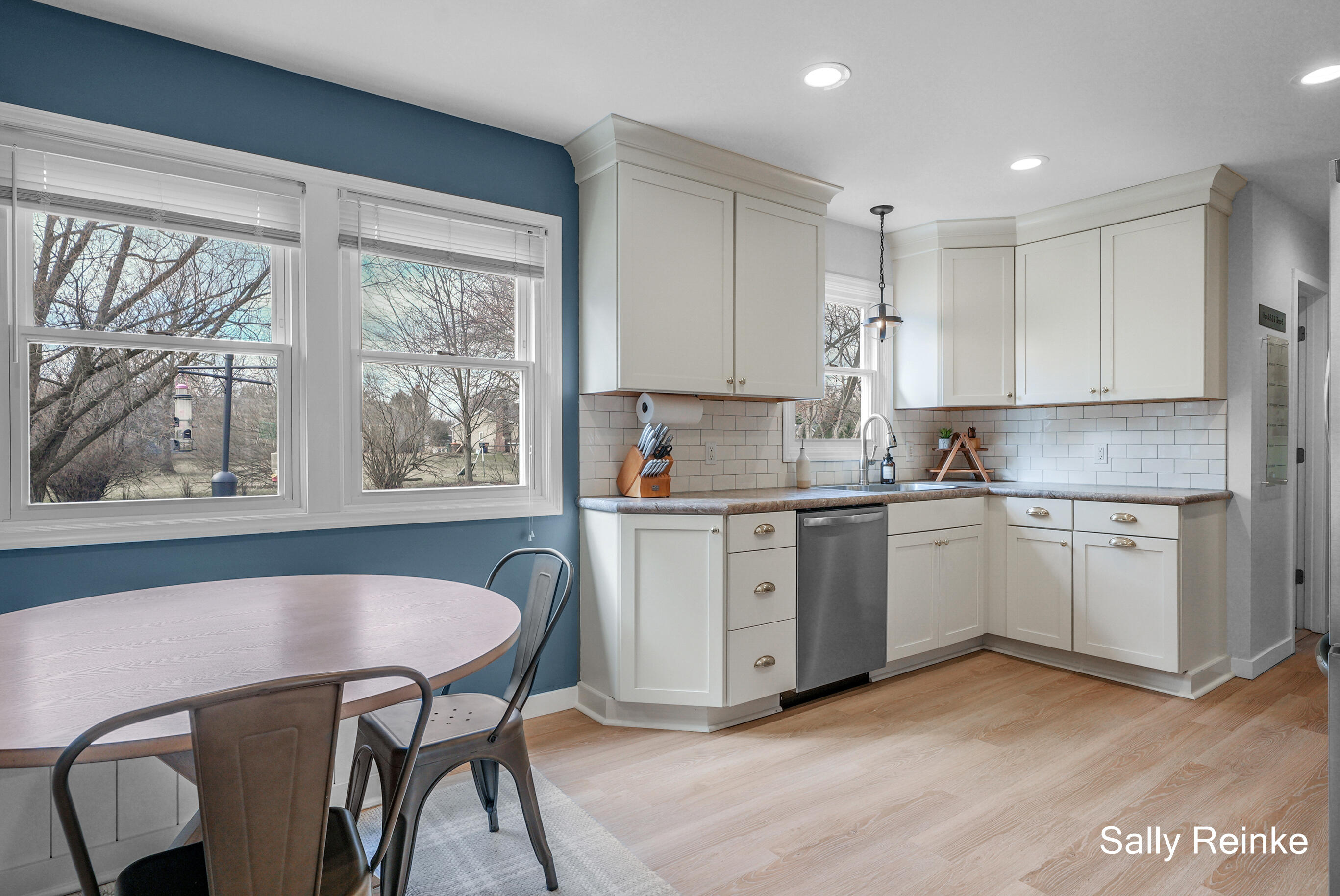 635 Rookway Drive Southeast Ada, MI 49301 - Photo 6 of 34 DSC01170_1_2