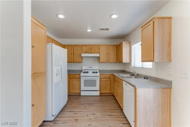 $1,985 | 11032 African Sunset Street, Henderson, NV 89052