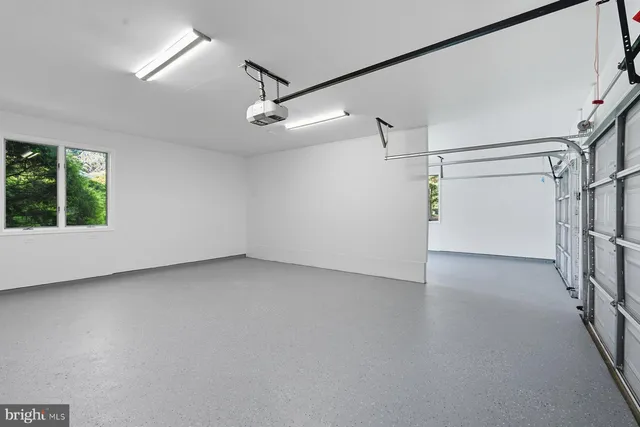 a view of a room with an empty space