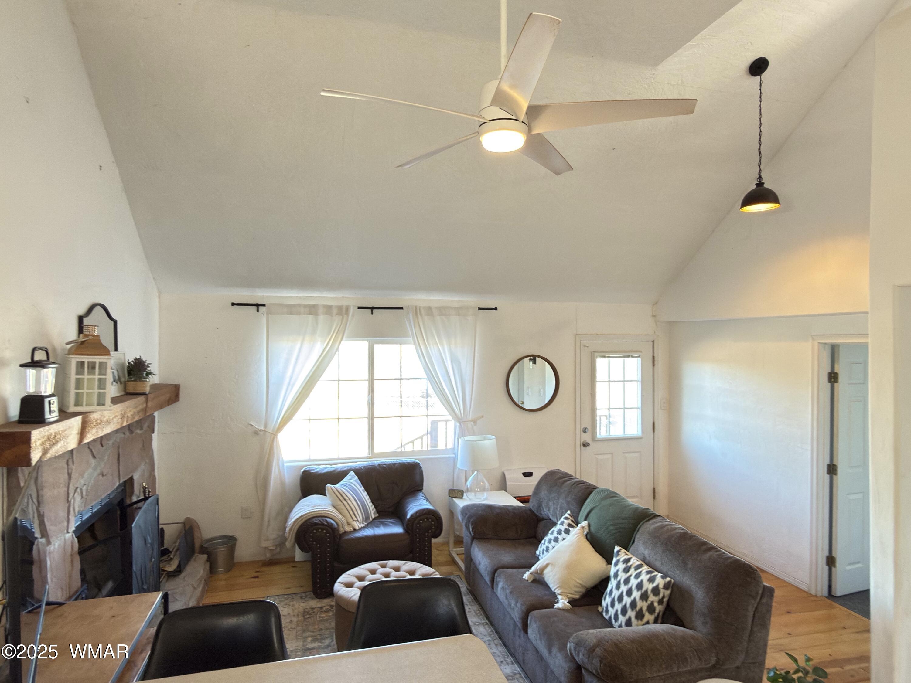 66 County Road Concho, AZ 85924 - Photo 4 of 14 IMG_2602