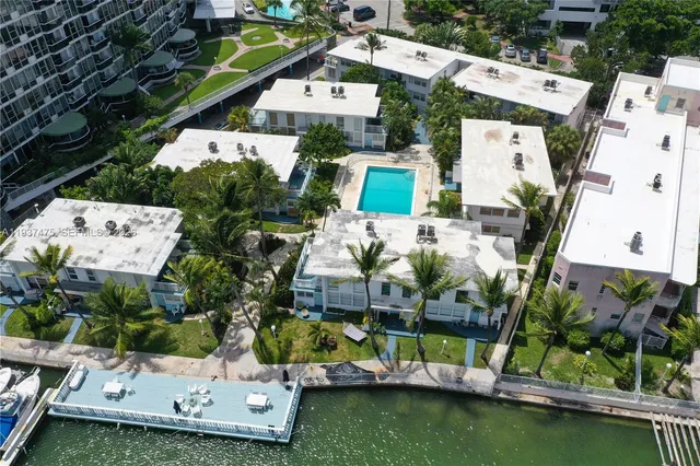 a picture of city view