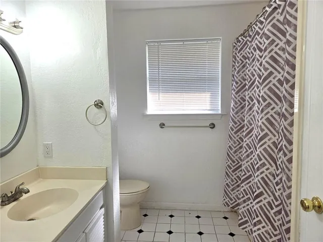 $2,600 | Undisclosed Address, Kenner, LA 70065
