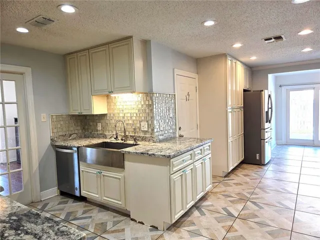 $2,600 | Undisclosed Address, Kenner, LA 70065