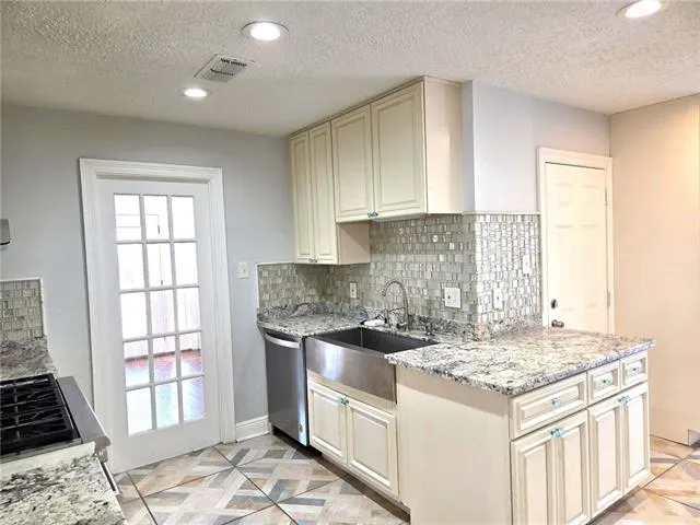 $2,500 | 74 Sequoia Street, Kenner, LA 70065