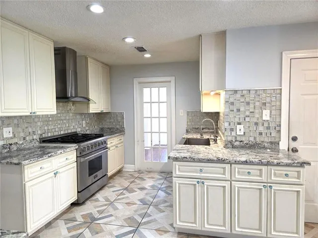 $2,600 | Undisclosed Address, Kenner, LA 70065