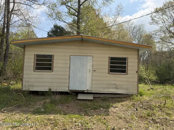 $215,000 | 3882 Henderson Road, Jackson, MS 39212