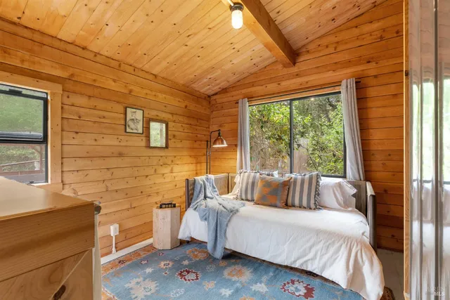 $1,395,000 | 3020 Burnside Road, Sebastopol, CA 95472