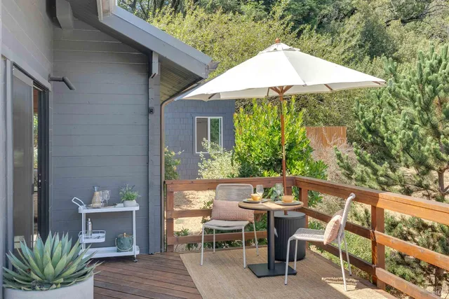 $1,395,000 | 3020 Burnside Road, Sebastopol, CA 95472