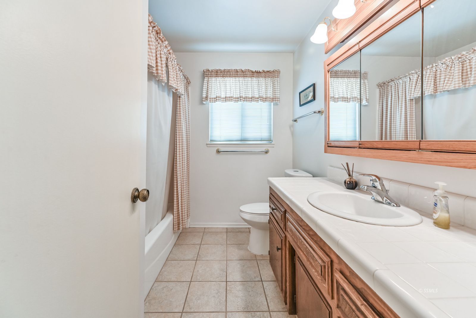 400 Karin Street Ridgecrest, CA 93555 - Photo 18 of 34