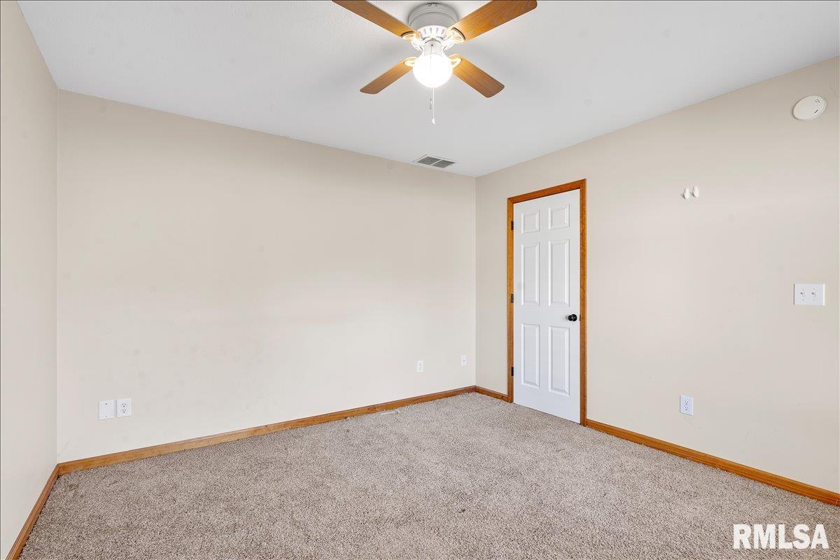 218 Eagle Ridge Drive Chatham, IL 62629 - Photo 15 of 19
