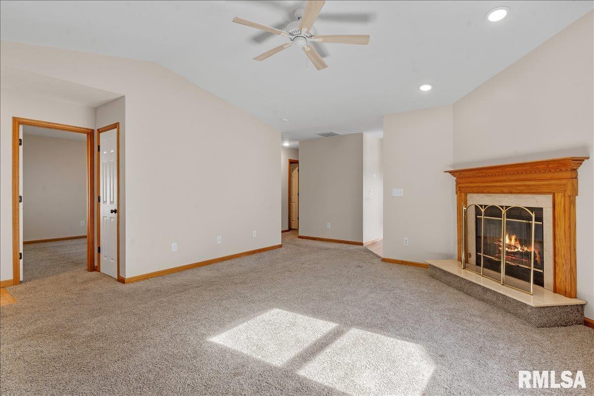 218 Eagle Ridge Drive Chatham, IL 62629 - Photo 3 of 19