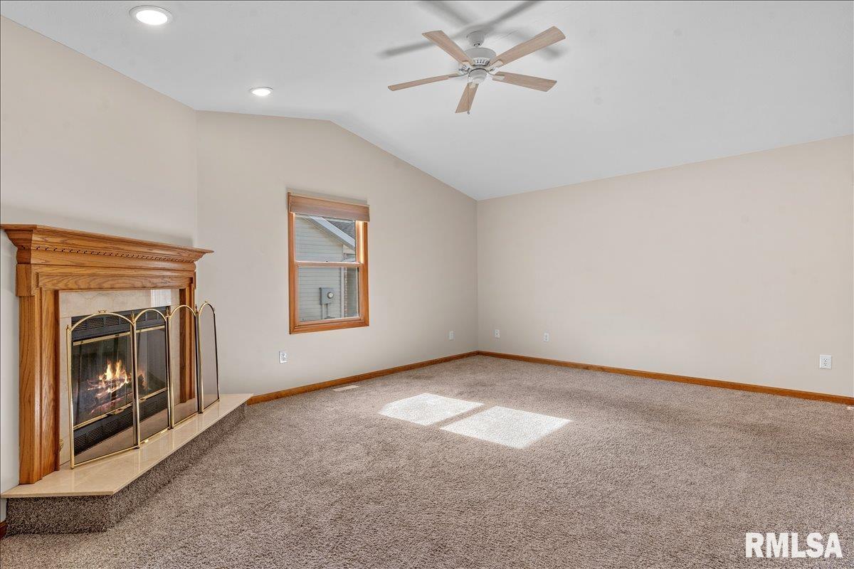 218 Eagle Ridge Drive Chatham, IL 62629 - Photo 4 of 19
