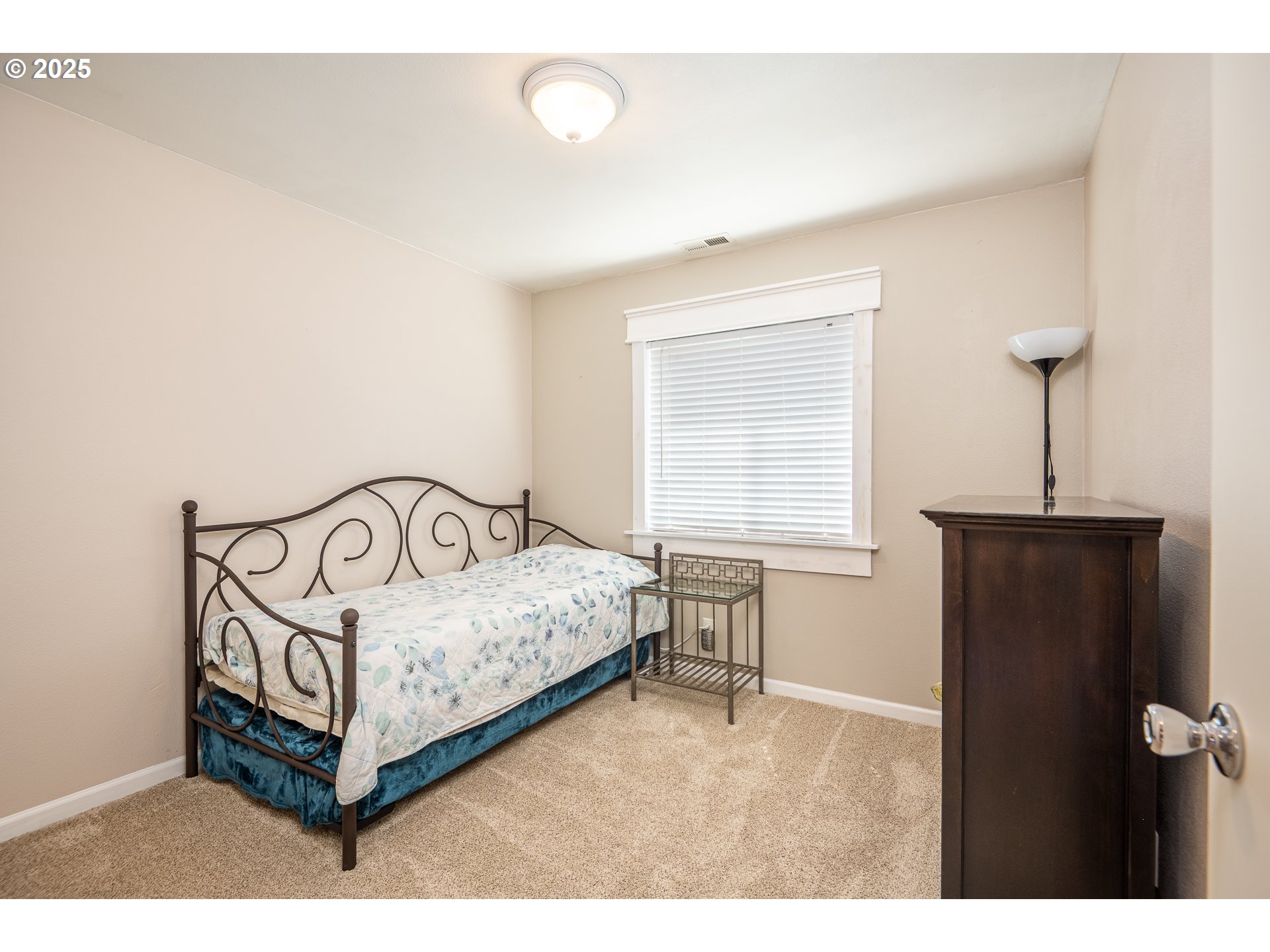 1660 Riley Lane Eugene, OR 97402 - Photo 30 of 35 Gallery Image 30