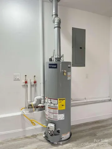 $285,000 | 1073 Springdale Drive, Maiden, NC 28650