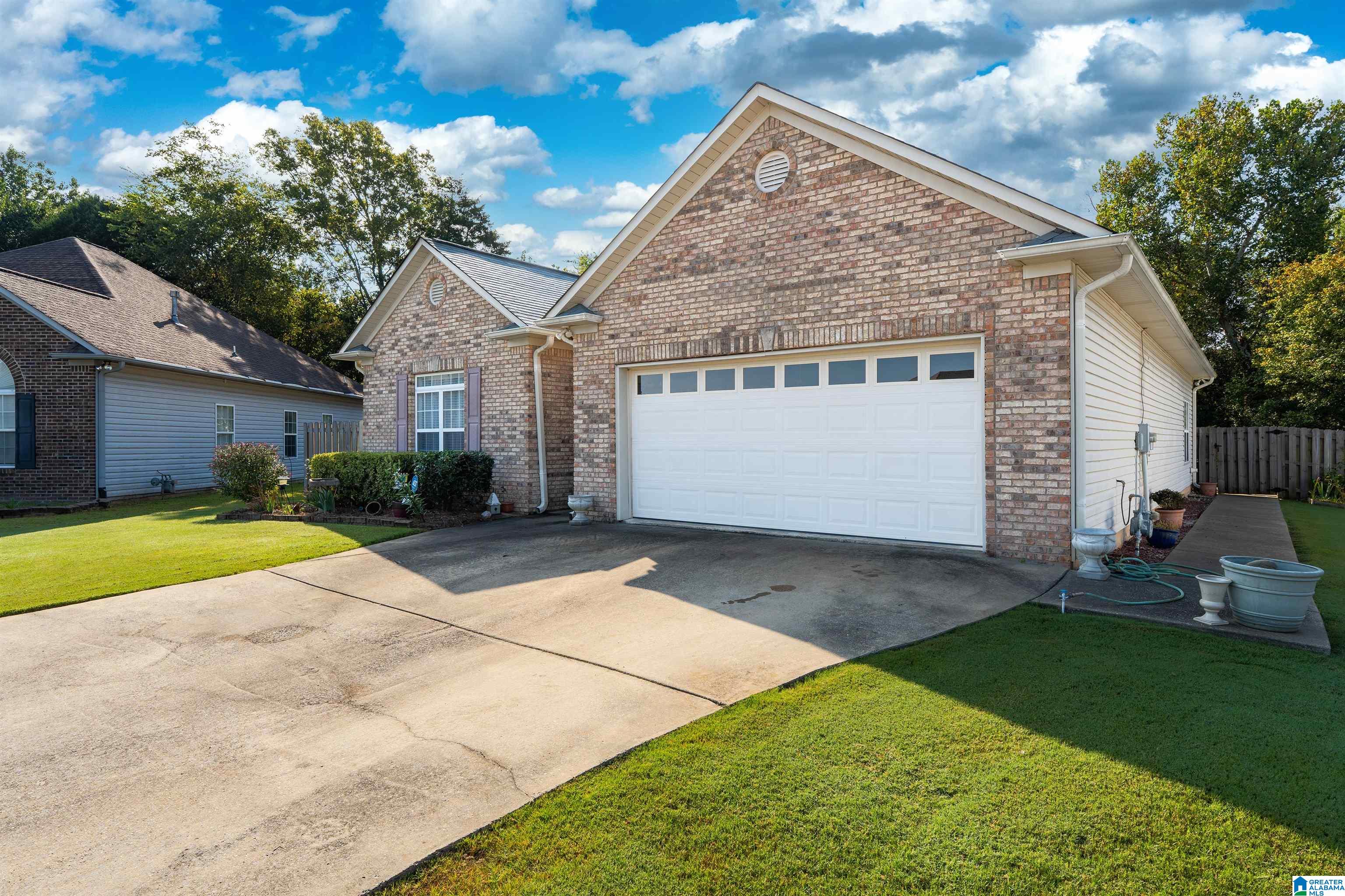 200 Trellis Circle Springville, AL 35146 - Photo 3 of 32