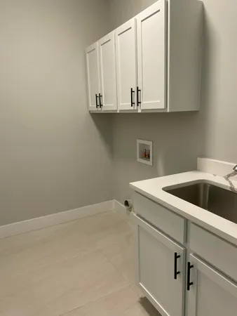 $399,999 | 737 Britt Circle, Unit 11, Dundee, MI 48131