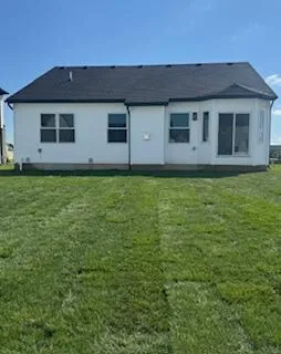 $399,999 | 737 Britt Circle, Unit 11, Dundee, MI 48131