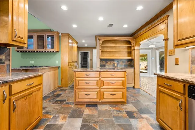 $499,000 | 4704 Whitefield Boulevard, Alexandria, LA 71303