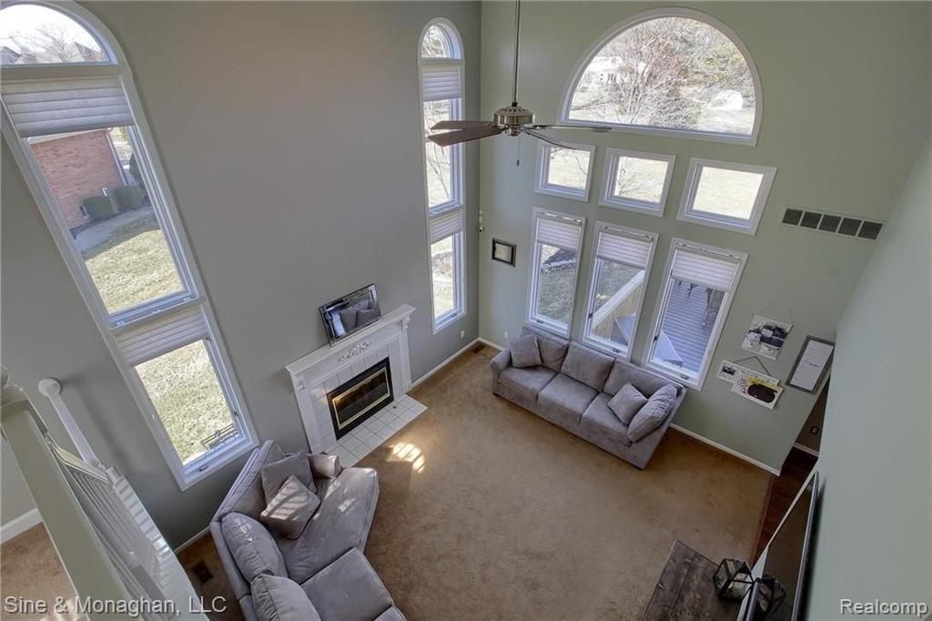 52075 Lillian Road Chesterfield, MI 48047 - Photo 4 of 34