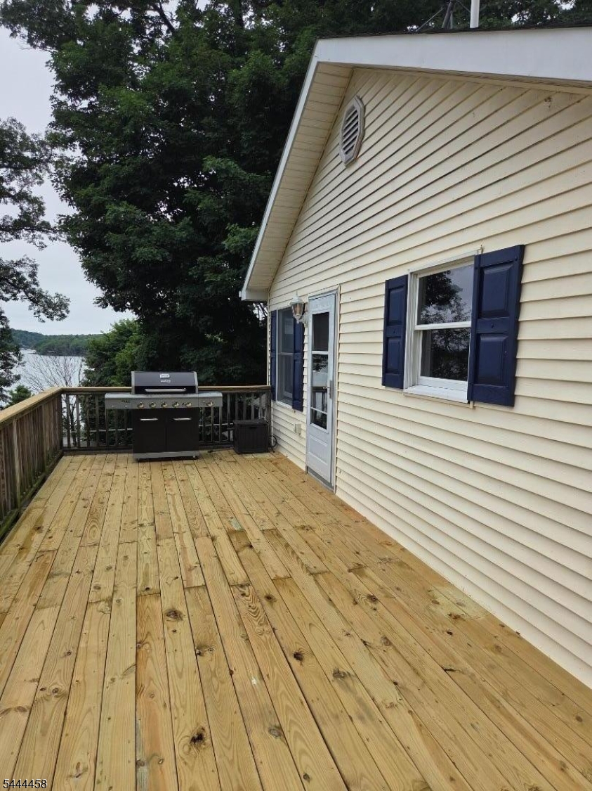 150 Nolans Point Road Lake Hopatcong, NJ 07849 - Photo 14 of 16