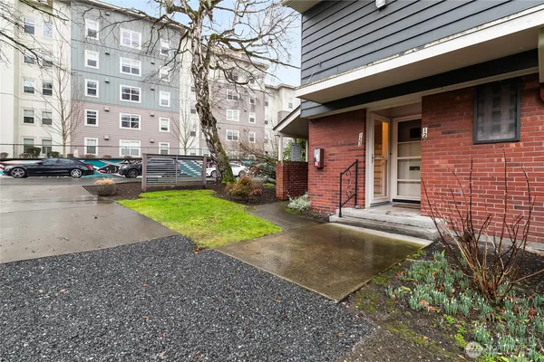$279,000 | 901 North Forest Street, Unit 123, Bellingham, WA 98225