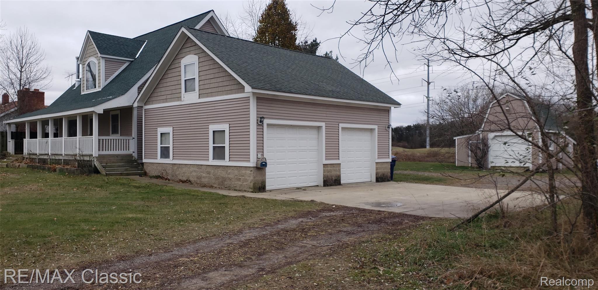 4196 Cohoctah Road Linden, MI 48451 - Photo 2 of 48 20211126_153547.jpg