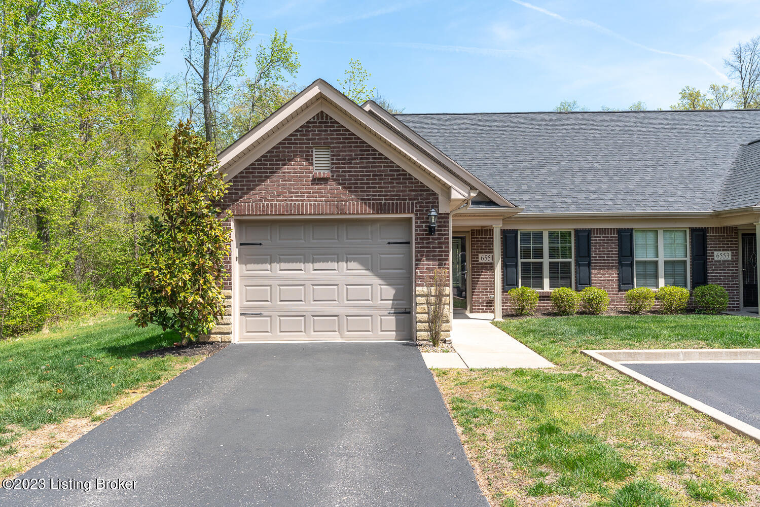 6551 Renate Road Louisville, KY 40291 - Photo 1 of 29 Front of home