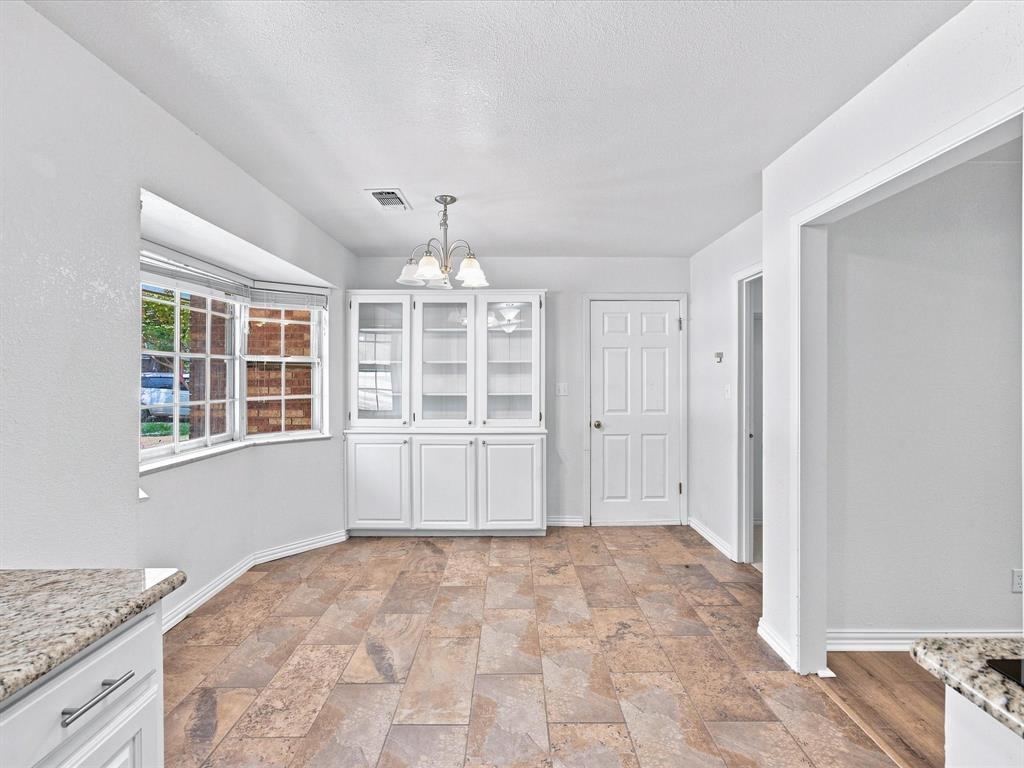 3107 South Lipsey Street Decatur, TX 76234 - Photo 3 of 40 Gallery Image 3