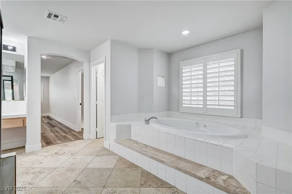 $5,495 | 345 Whispering Tree Avenue, Las Vegas, NV 89183