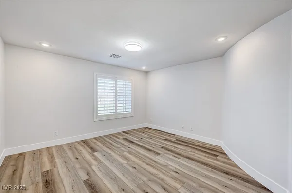 $5,495 | 345 Whispering Tree Avenue, Las Vegas, NV 89183