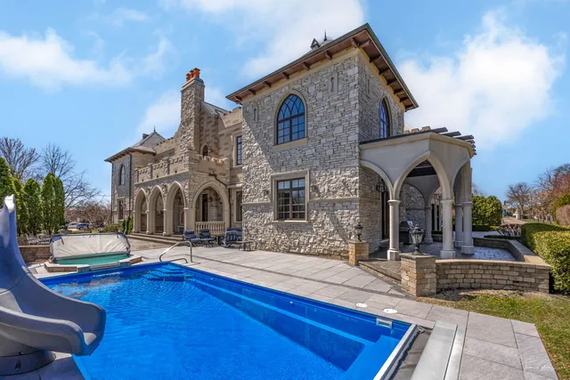 $4,999,000 | 3015 Lincoln Road, Oak Brook, IL 60523