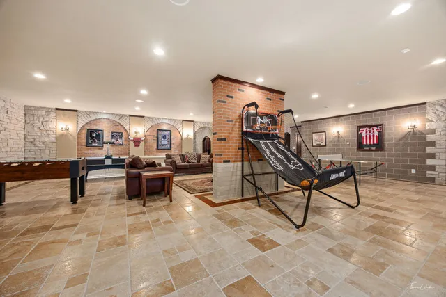 $4,999,000 | 3015 Lincoln Road, Oak Brook, IL 60523