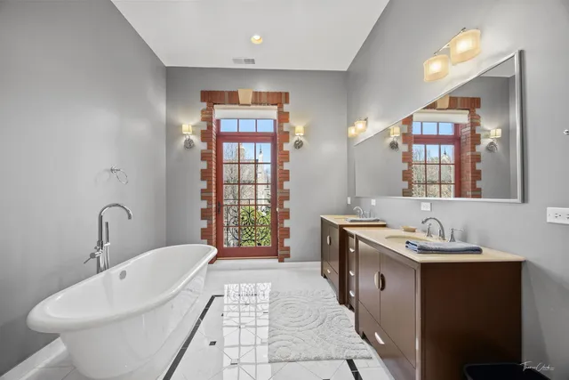 $4,999,000 | 3015 Lincoln Road, Oak Brook, IL 60523