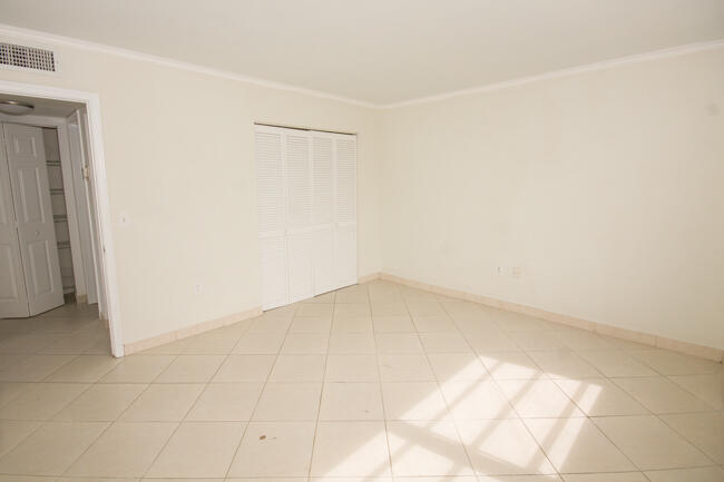 301 Croton Avenue, Unit 201 Lantana, FL 33462 - Photo 11 of 16 a view of an empty room