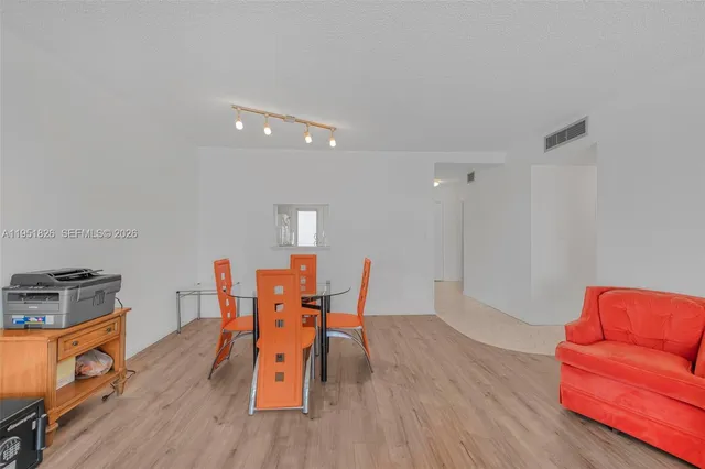 $220,000 | 500 Northeast 12th Avenue, Unit 407, Hallandale Beach, FL 33009