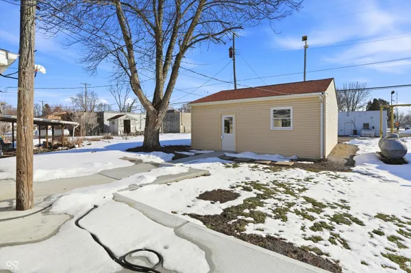 $248,900 | 104 South Broad Street, Mooreland, IN 47360