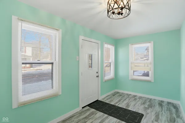 $248,900 | 104 South Broad Street, Mooreland, IN 47360