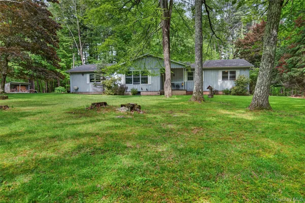 $589,900 | 11 Fairway Drive, Highland Lake, NY 12743
