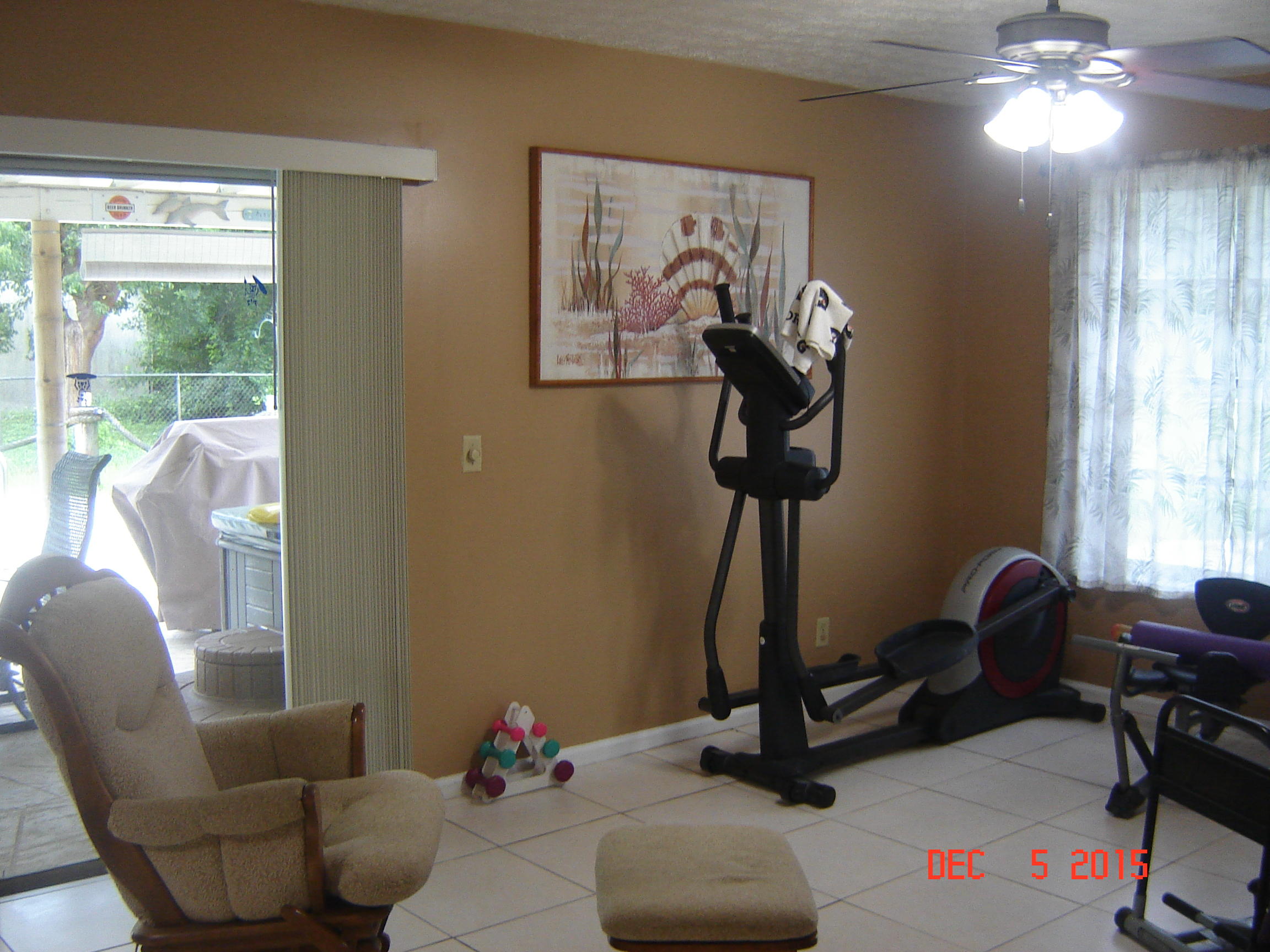 4397 Foss Road Lake Worth, FL 33461 - Photo 24 of 31 Family room