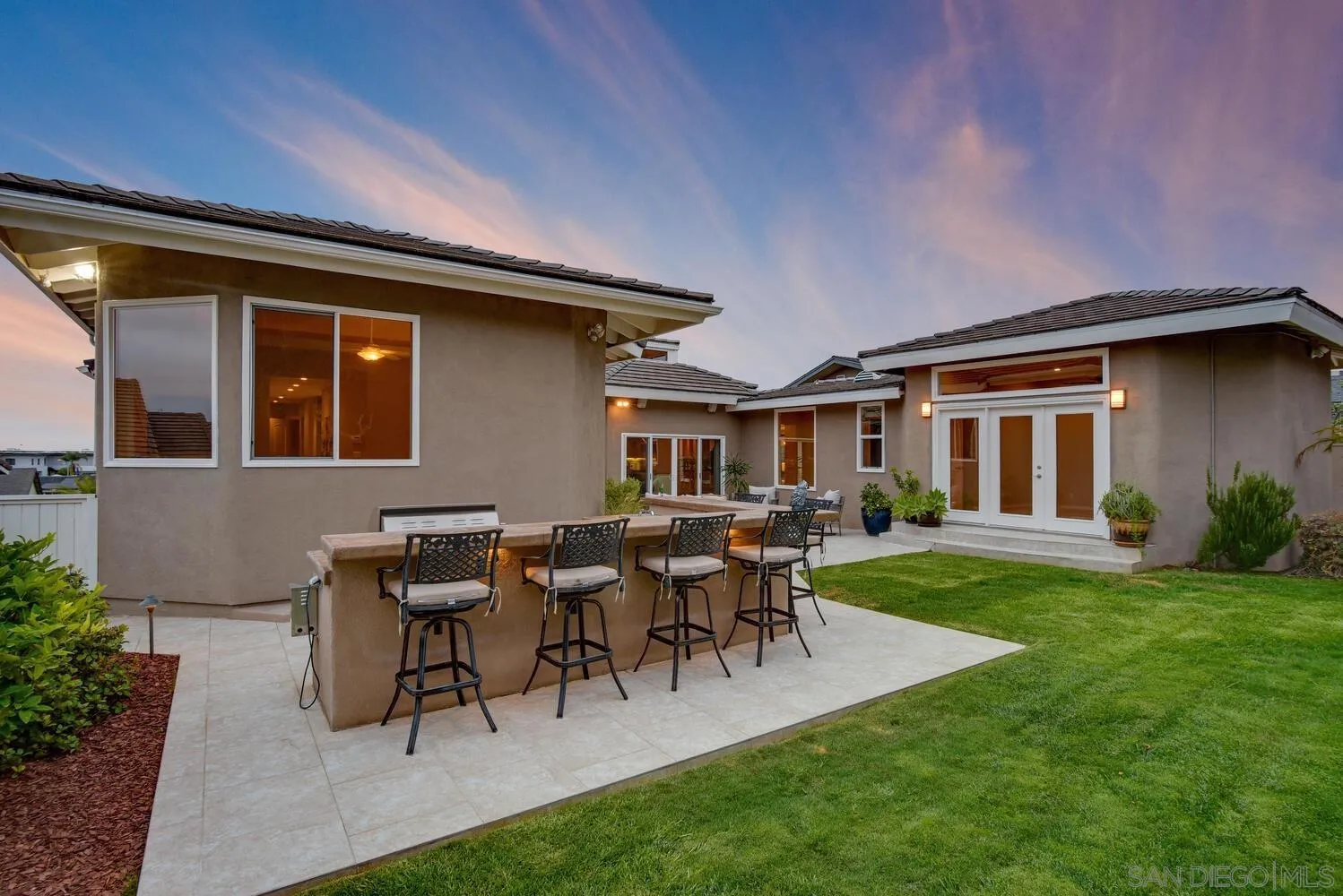 5459 Moonlight Lane La Jolla, CA 92037 - Photo 27 of 42 a view of a house with patio