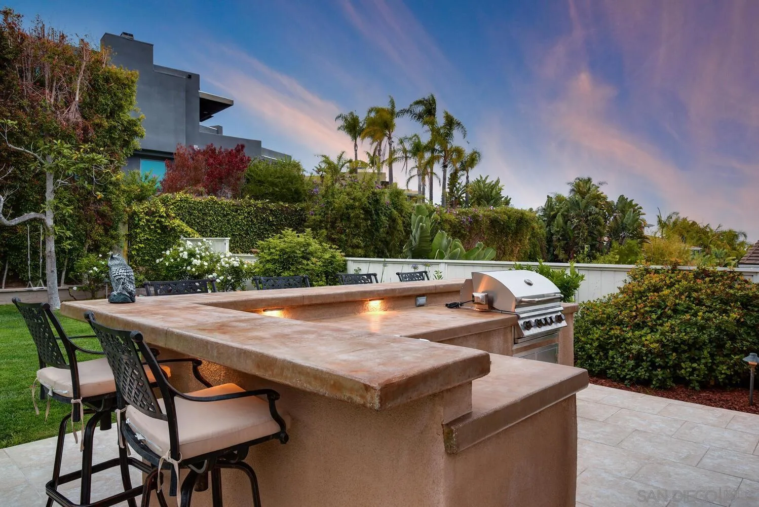 5459 Moonlight Lane La Jolla, CA 92037 - Photo 10 of 42 a view of an outdoor space with seating