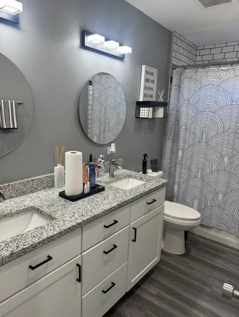 $490,000 | 7612 167th Street, Tinley Park, IL 60477