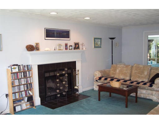 277 Groton Road Westford, MA 01886 - Photo 4 of 6 Gallery Image 4